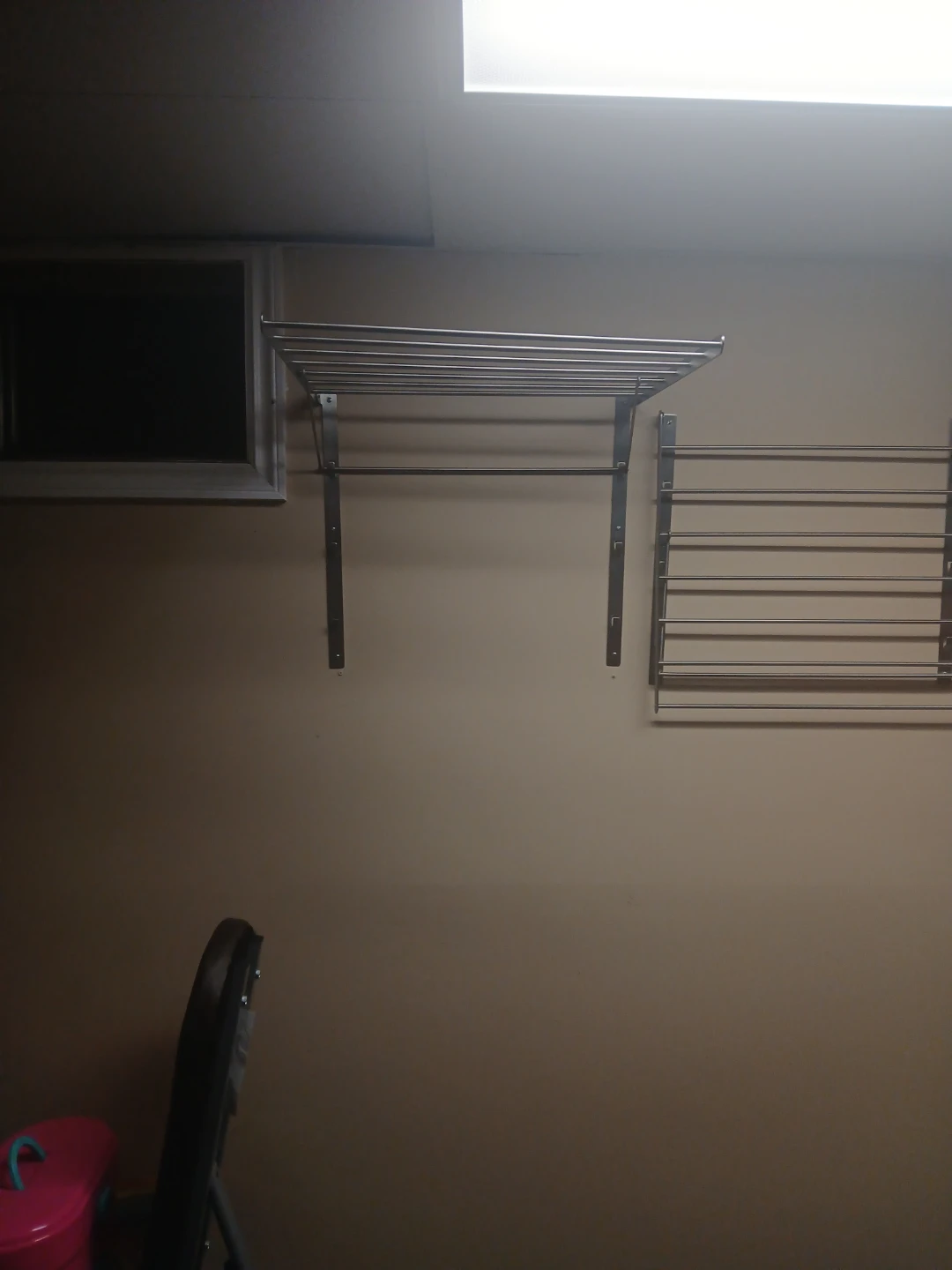Wall-Mounted Clothes Drying Rack
