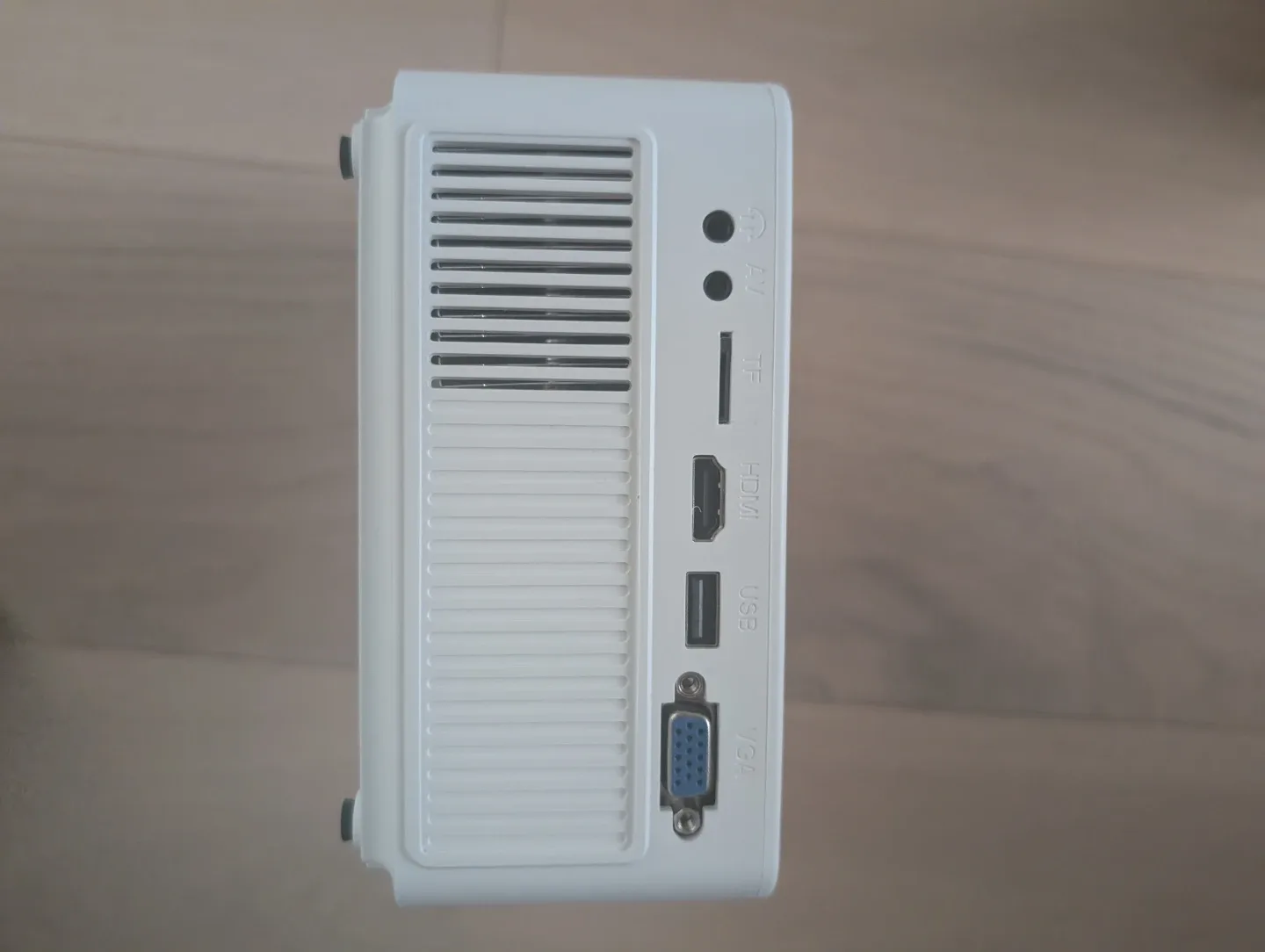 4K WiFi/Bluetooth Eokeiy Mini Projector with Remote image indicator(4)