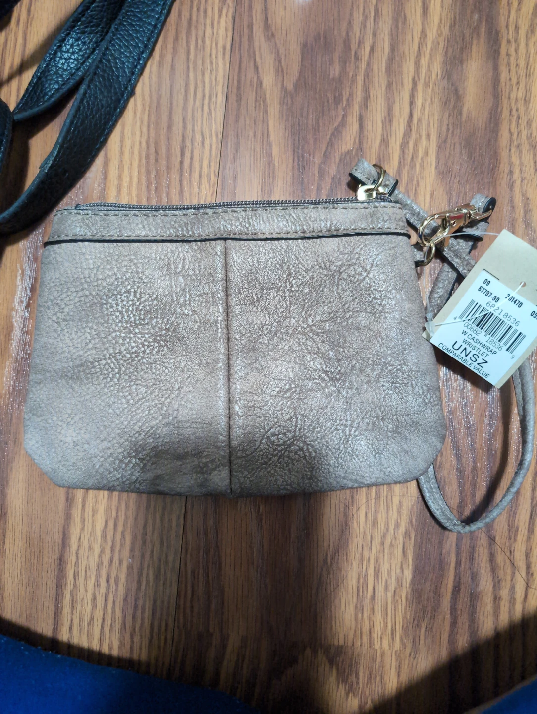Wilson's Leather Wristlet Wallet