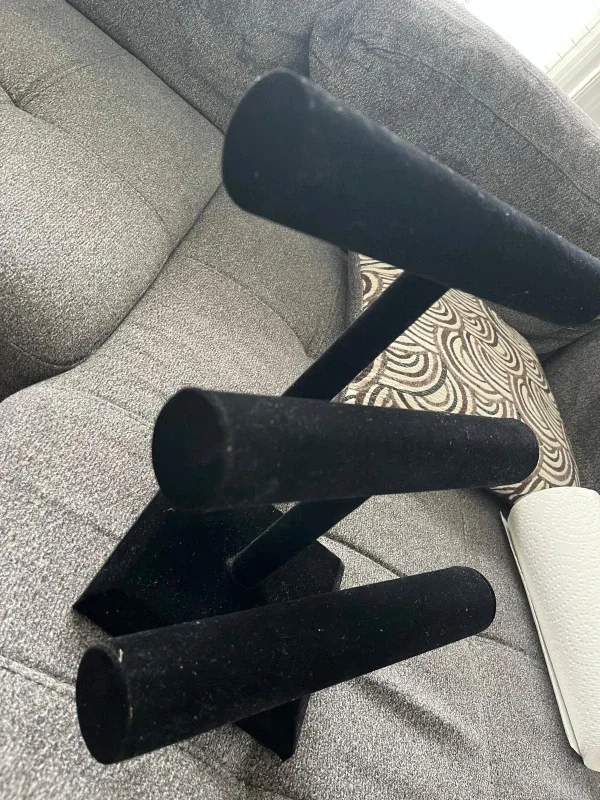 Black Velvet Jewelry Display Stand image indicator(2)