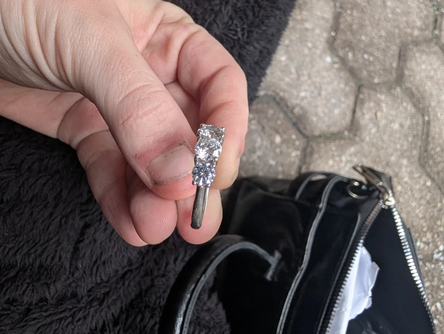 Size 7/7.5 Sterling silver VVS 2 moissanite ring image indicator(3)