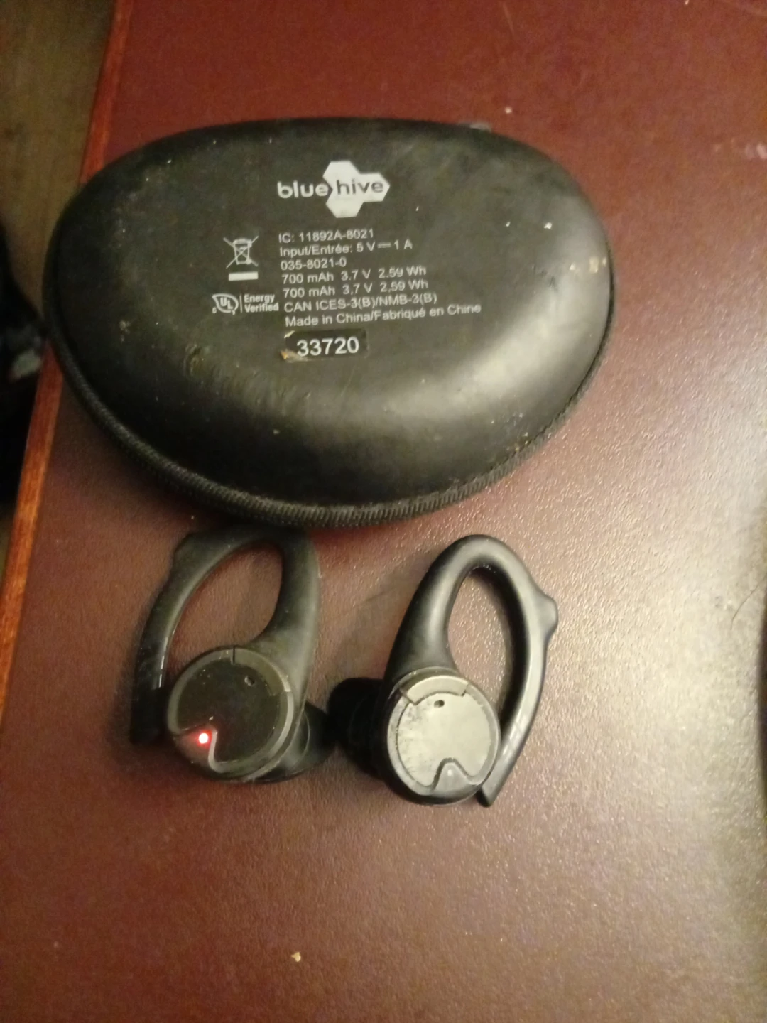 Bluehive Wireless Earbuds with Case - photo 3