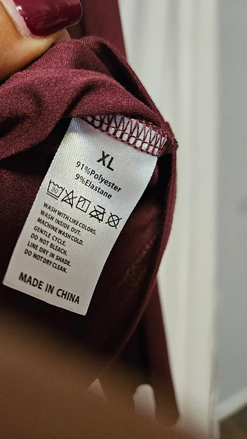 Burgundy V-Neck Long Sleeve - Size XL image indicator(2)