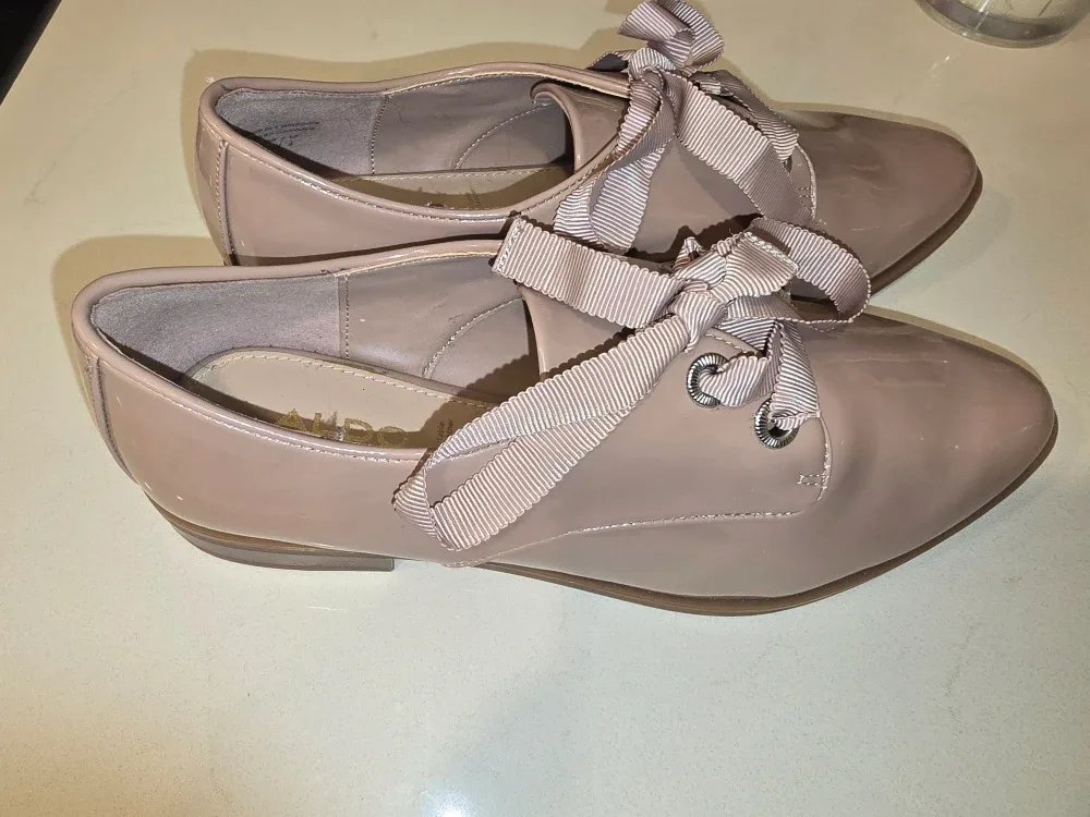 Aldo Blush Pink Oxfords - Size 7