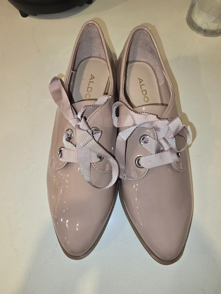 Aldo Blush Pink Oxfords - Size 7 image indicator(3)