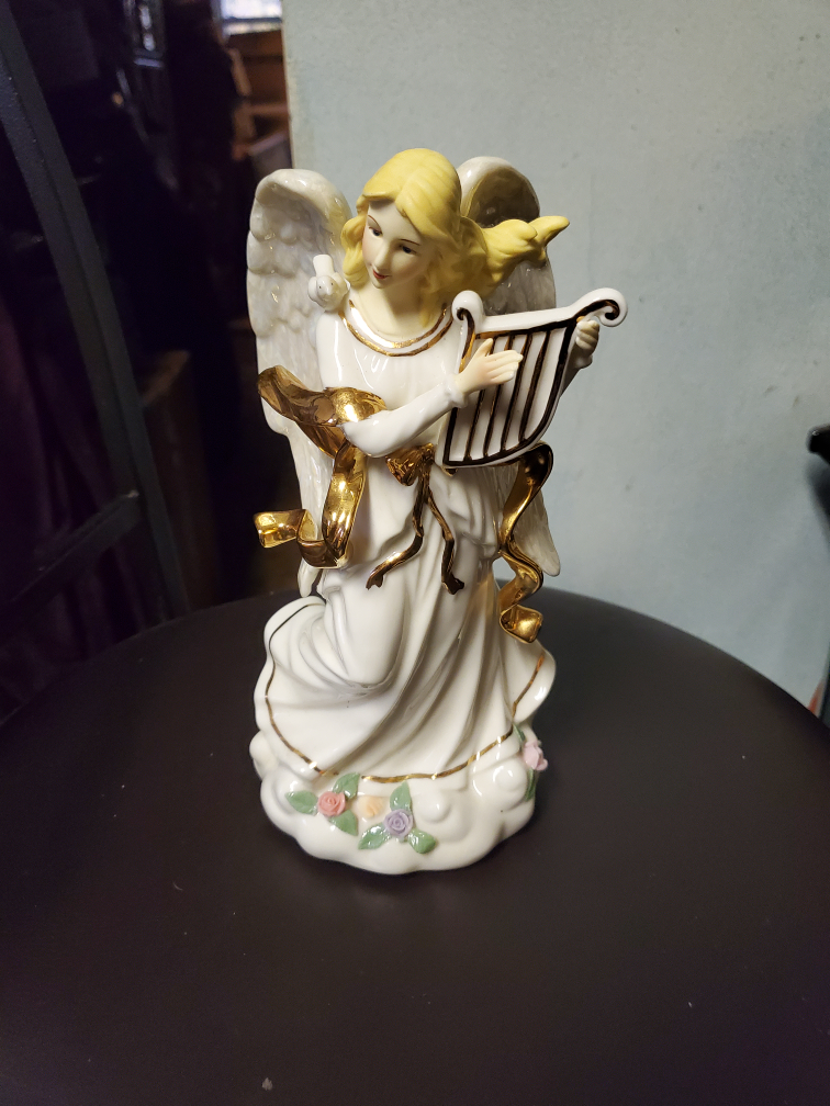 Sankyo Angel Music Box
