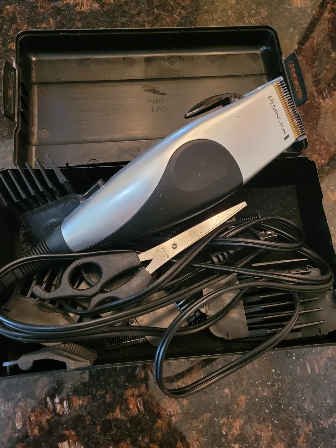 Remington Hair Clipper Set w/ Case