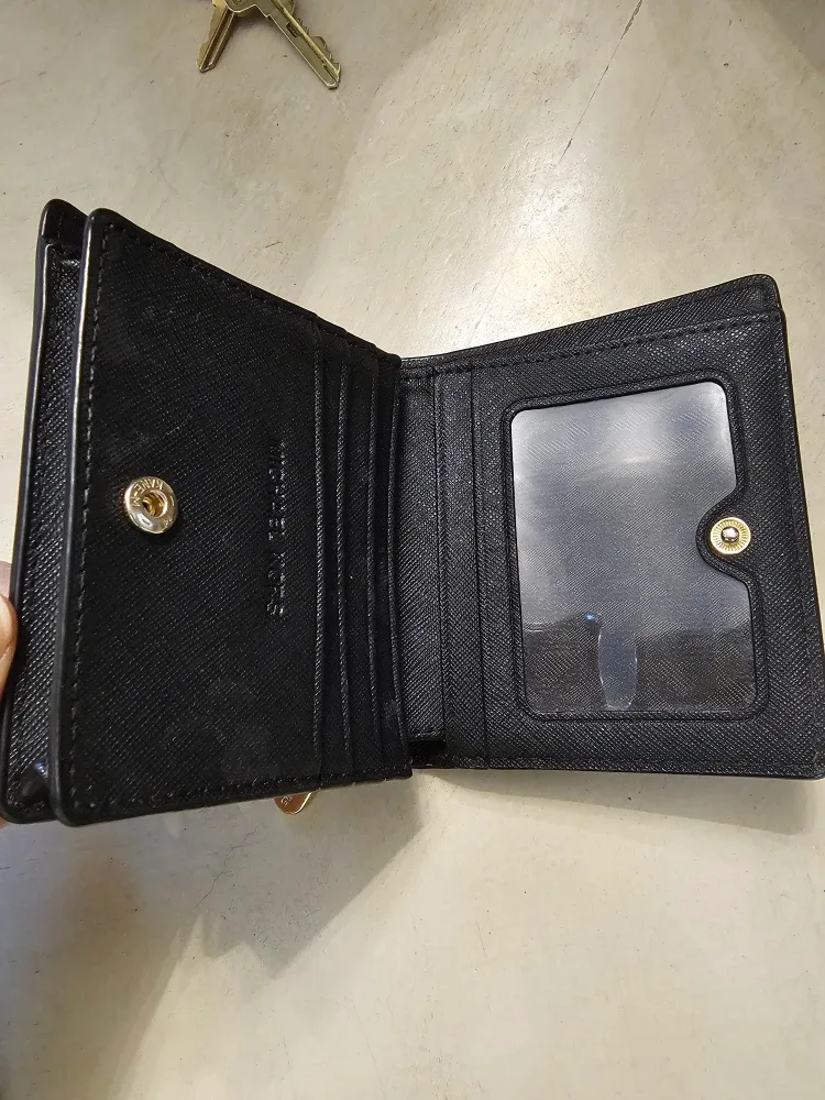 Michael Kors Black Wallet image indicator(2)