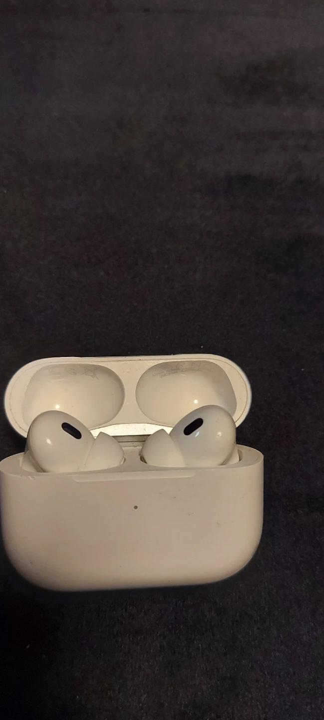 Apple AirPods Pro 2nd Generation - photo 4