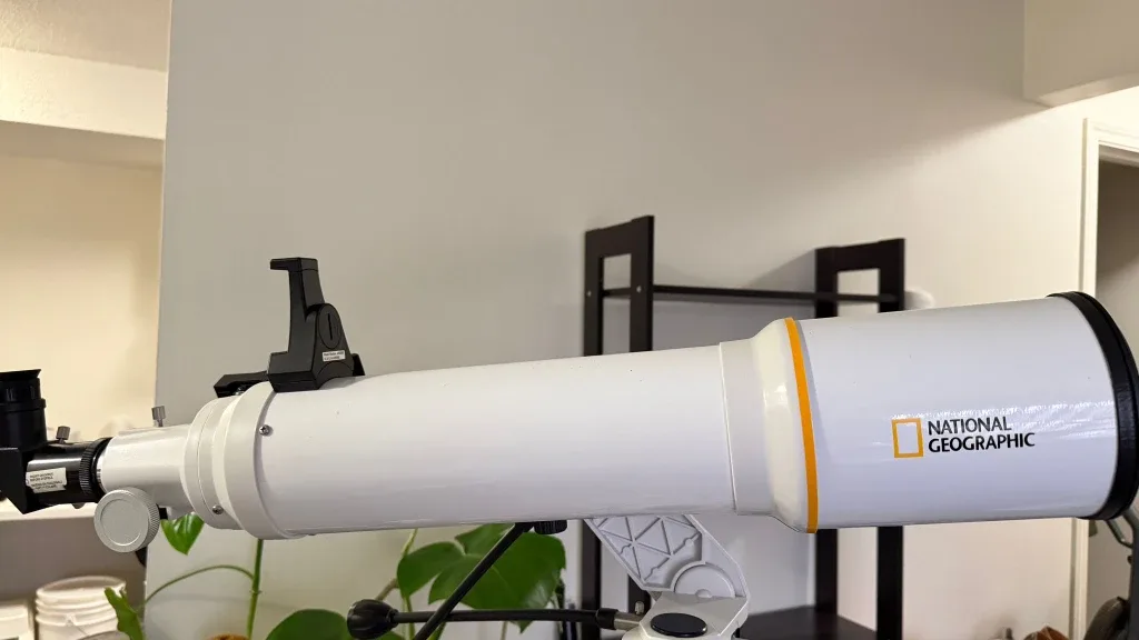 National Geographic Telescope image indicator(2)