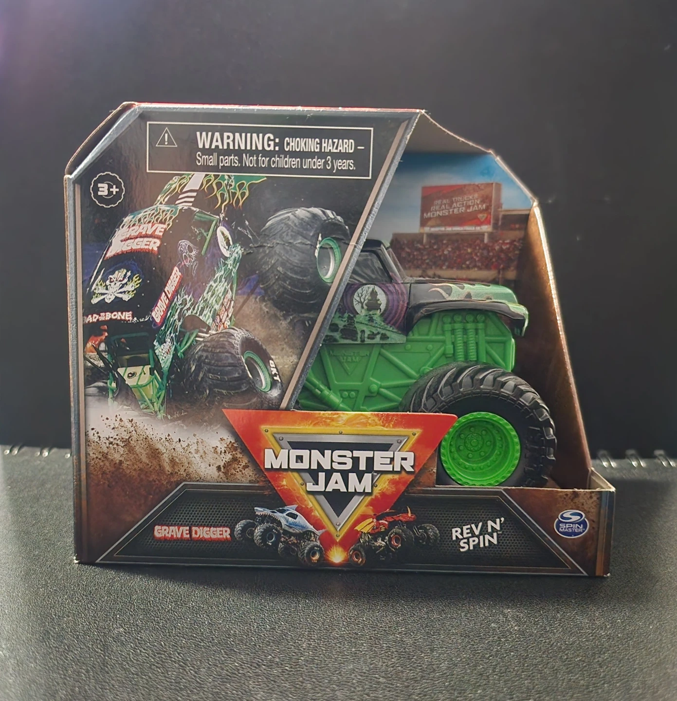 Monster Jam Grave Digger Rev N' Spin