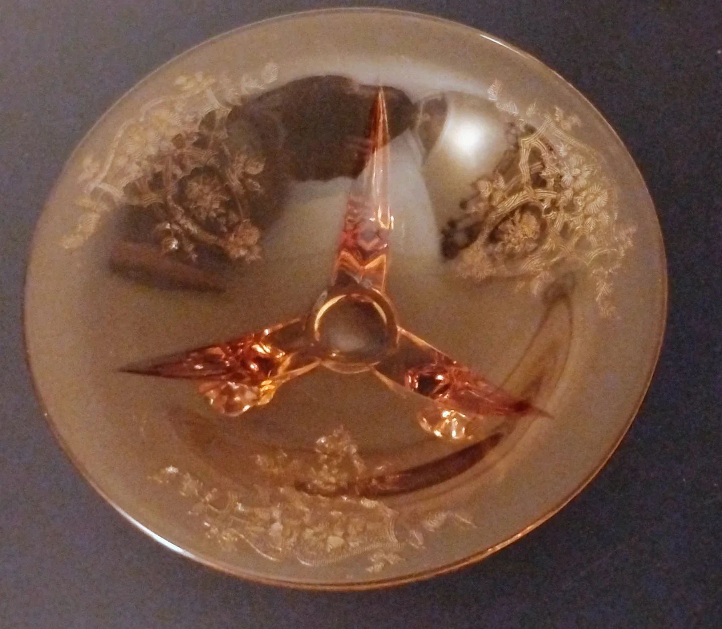 6½"  Vintage Etched Amber Glass Dish • #CLEANOUT