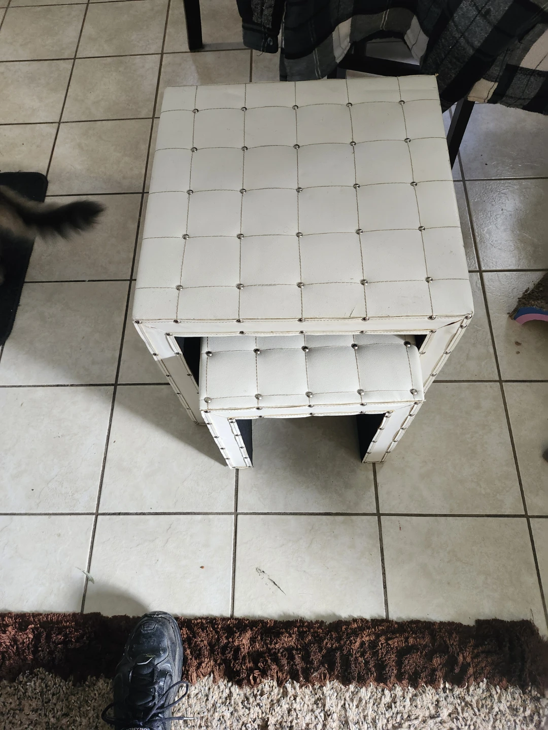 White Nesting Tables - Set of Two - photo 5