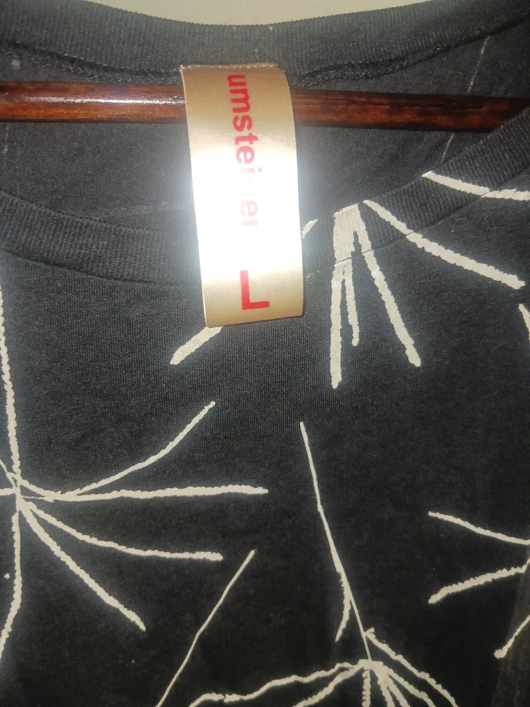 #cleanout umsteigen Black & White Print Top - Size L image indicator(4)