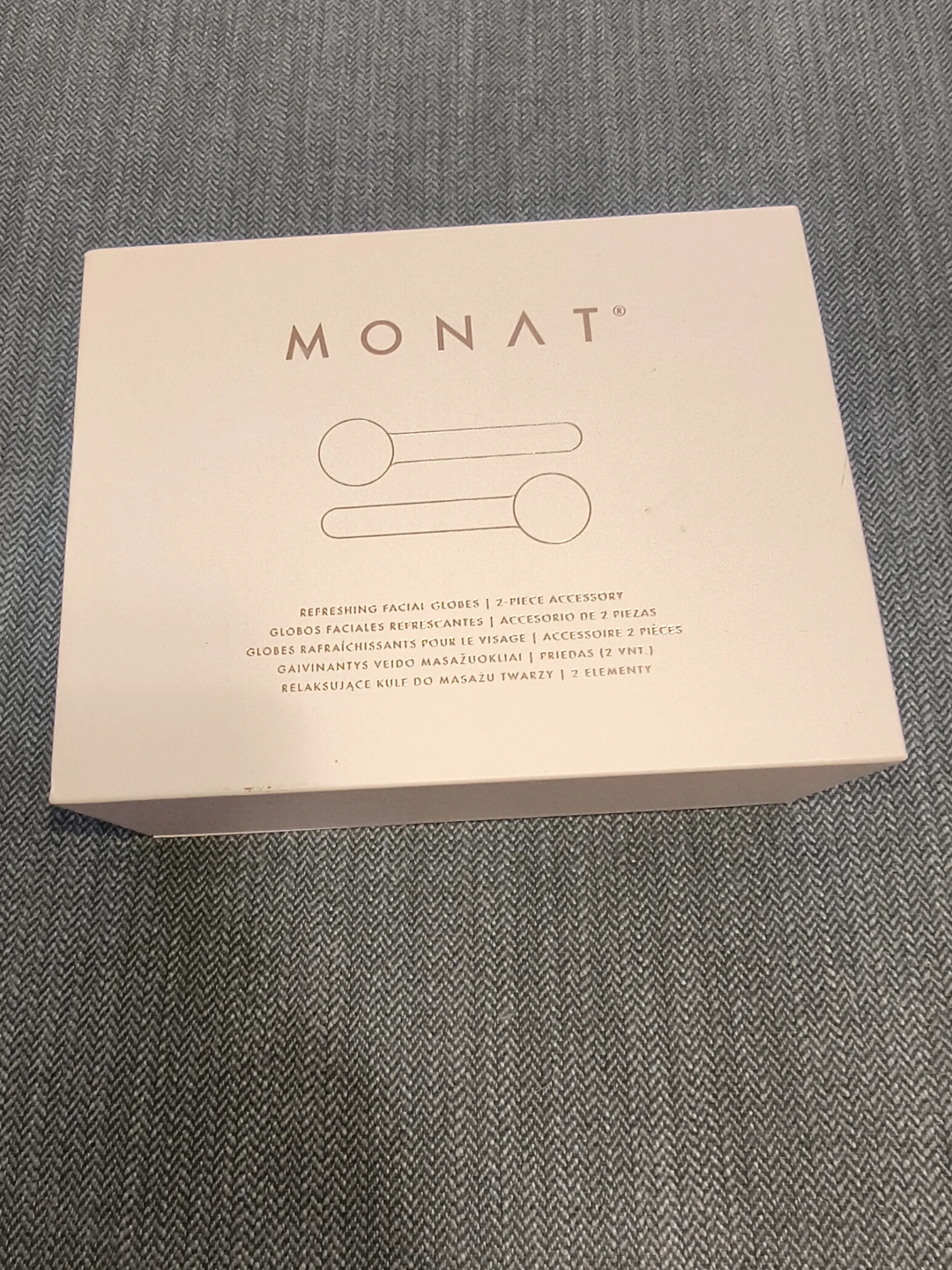 MONAT Refreshing Facial Globes - 2 Piece Set