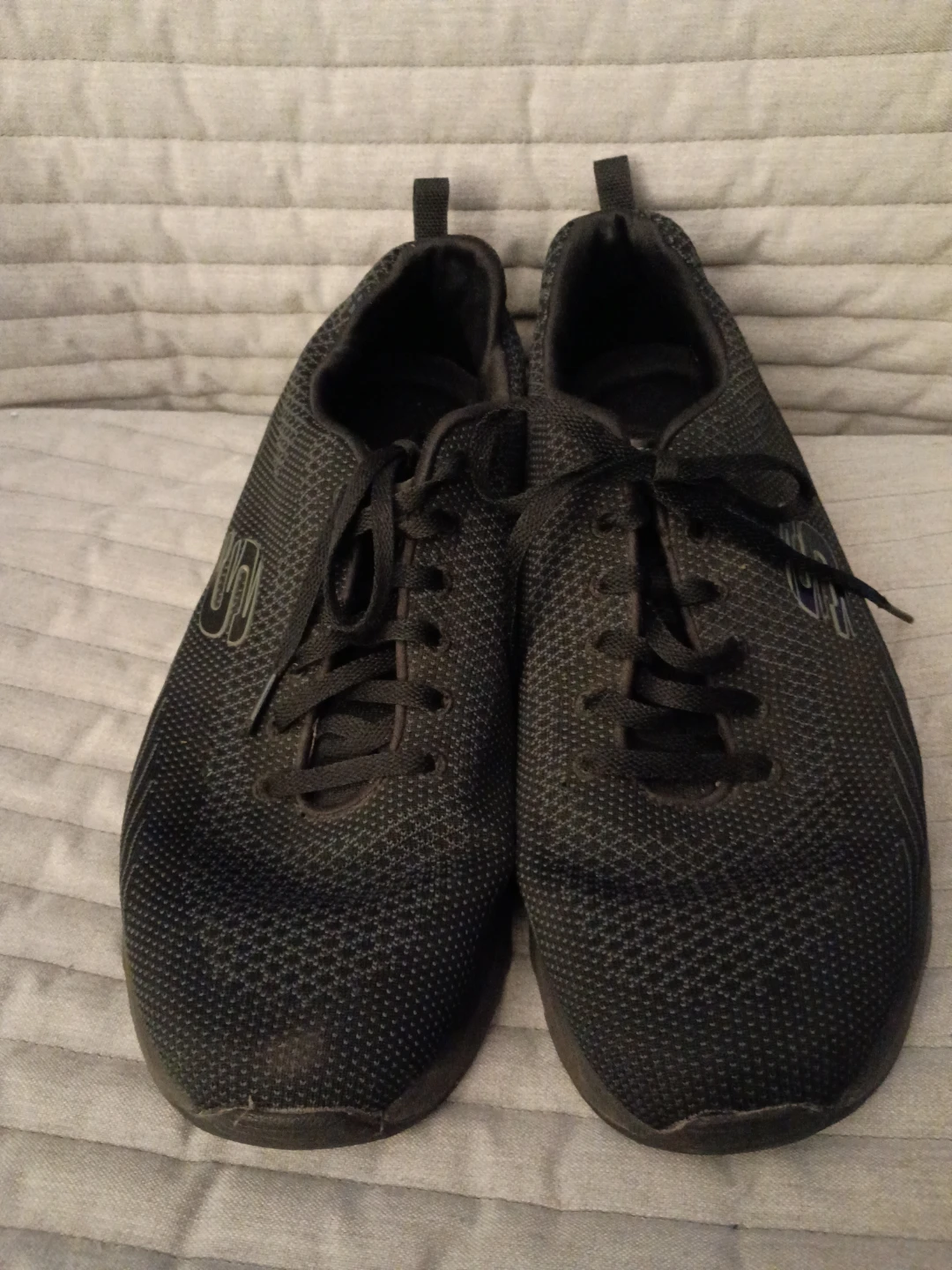 Skechers Mens Size 11 Black Sneakers - photo 2