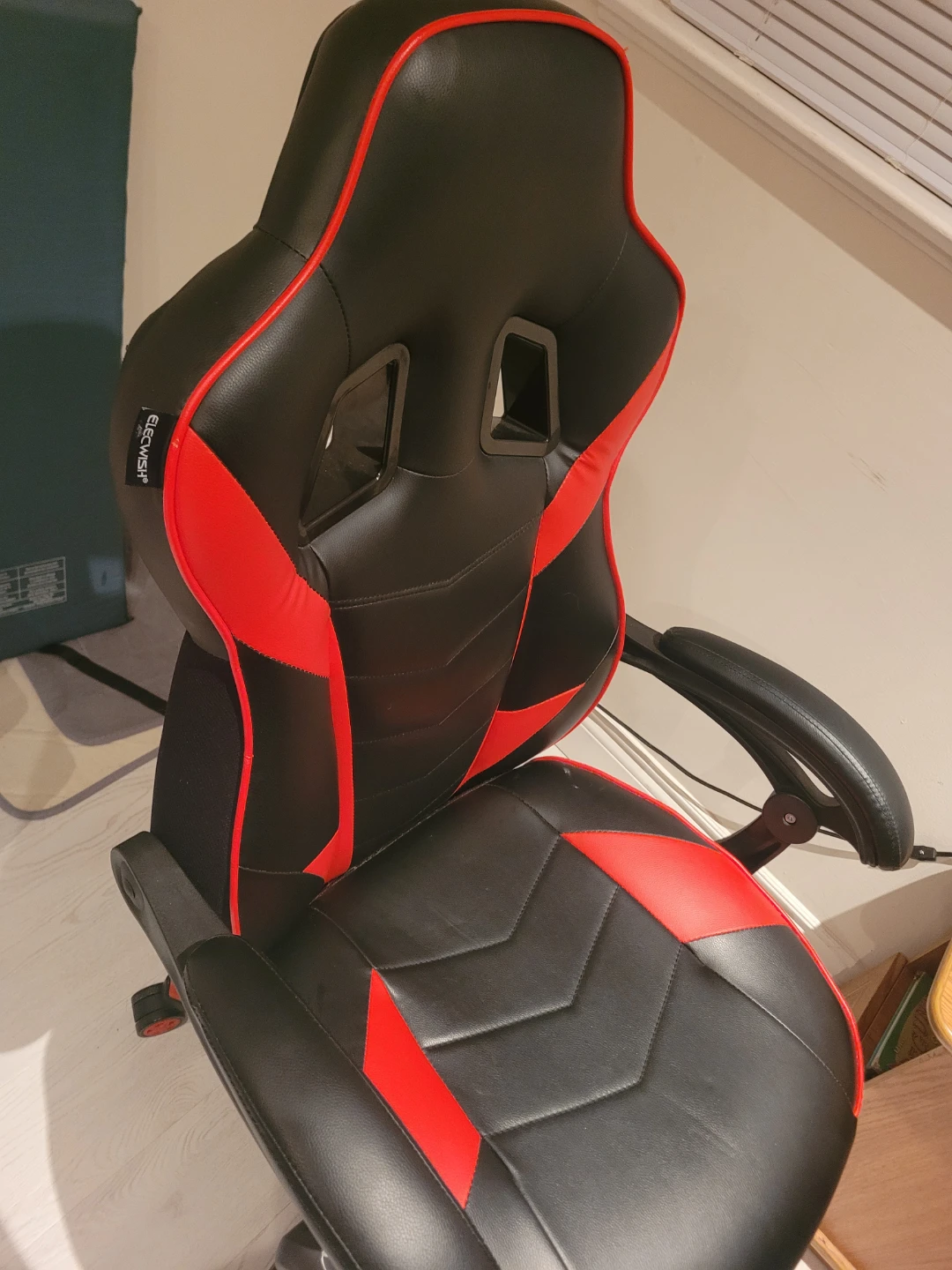Black & Red Gaming Chair - photo 3
