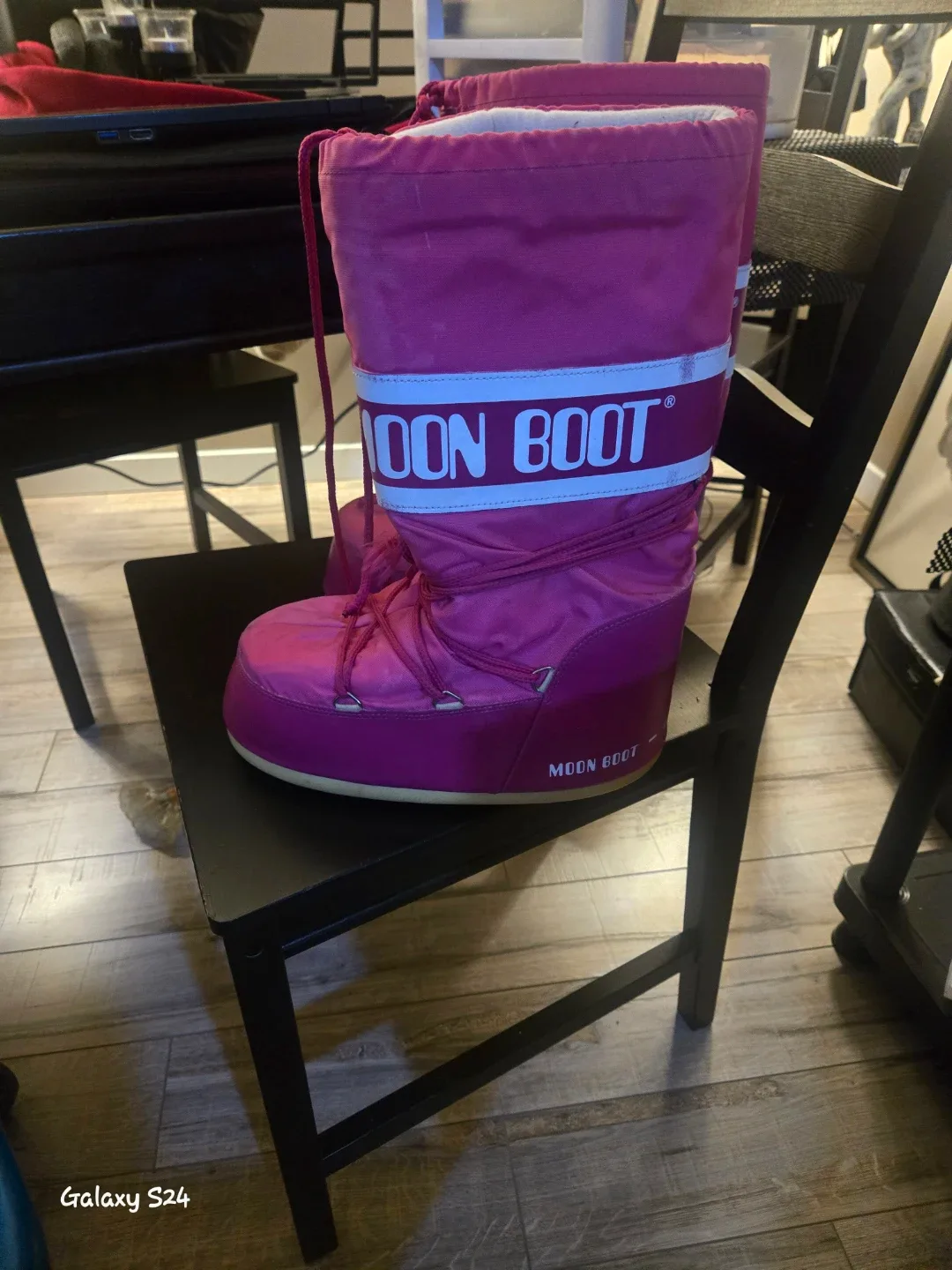Moon Boot Pink Winter Boots - Size US 9/10