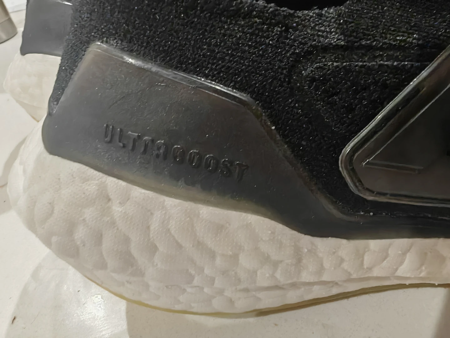 BNWT Adidas Ultraboost 21 Women - Size US 5 - photo 3