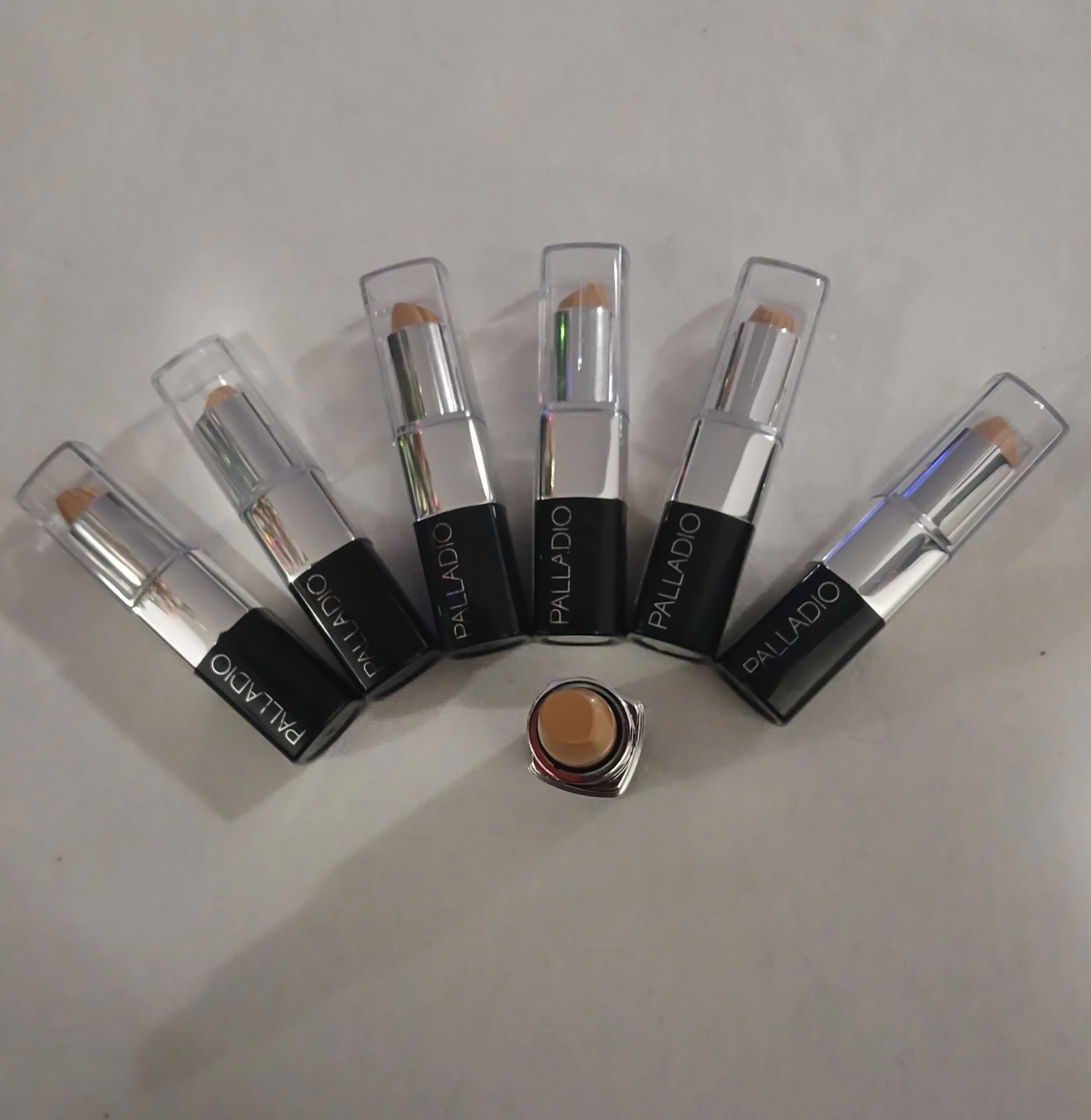 Palladio concealer-medium shade - photo 2