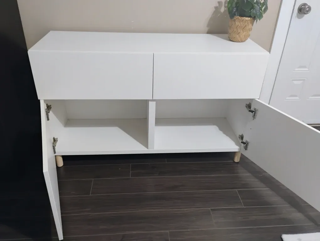 IKEA White Chest of Drawers image indicator(4)