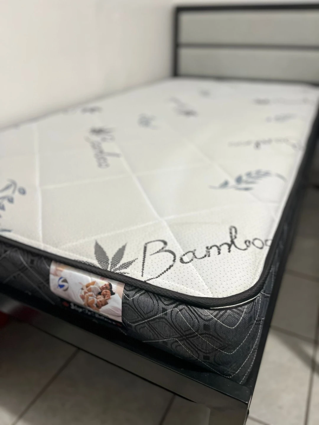 Recently bought Single bed with mattress - photo 5