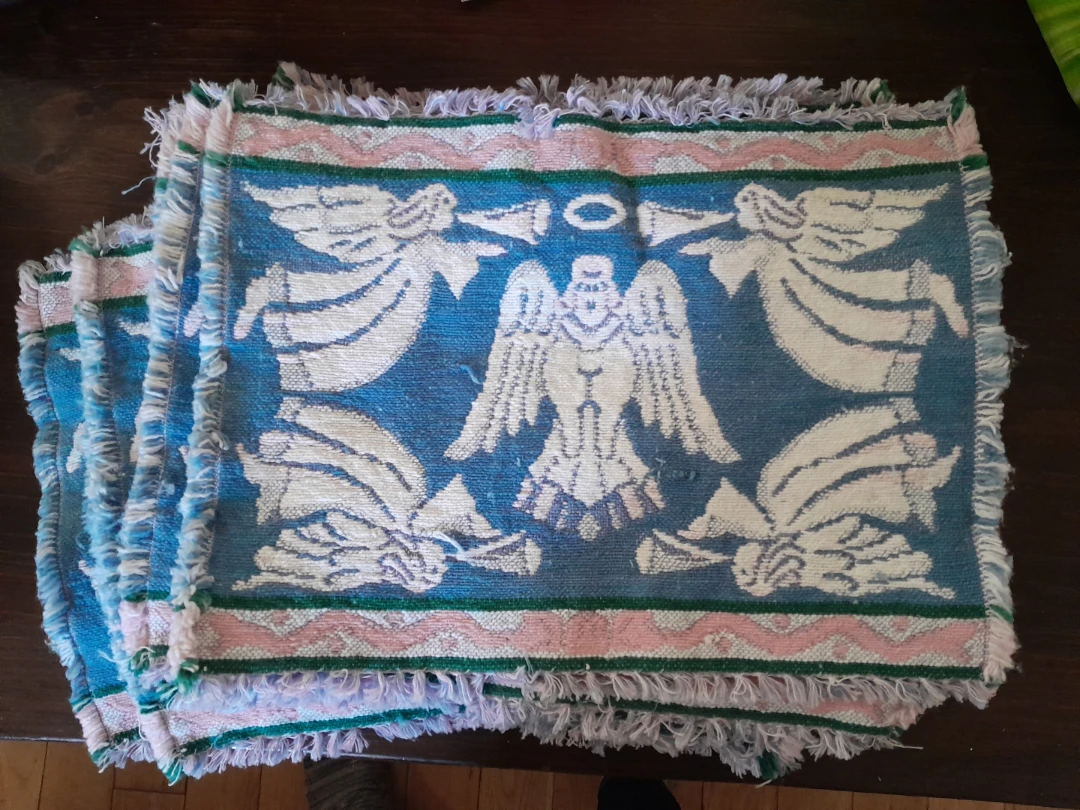 12 Holiday Dinner Placemats