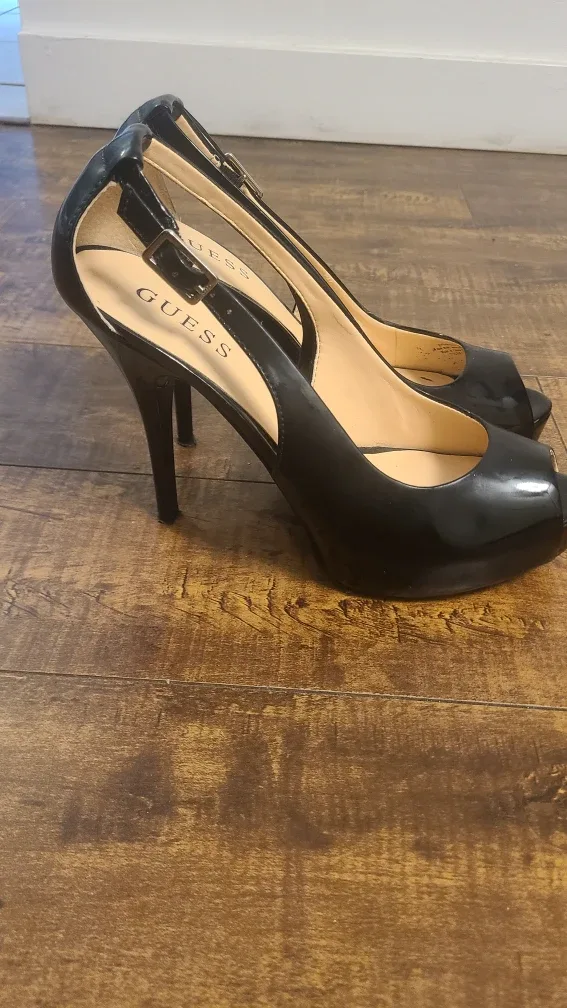 Guess Black Heels - Size 7
