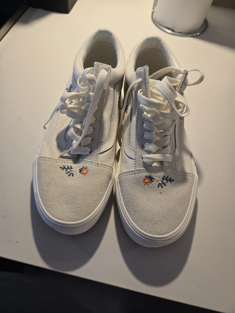 Vans Old Skool Floral Shoes - Size