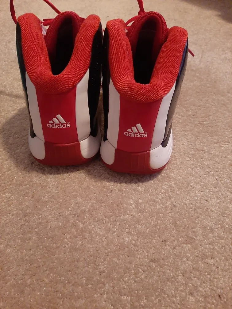 Both pairs --- 160$ ---BRAND NEW image indicator(4)