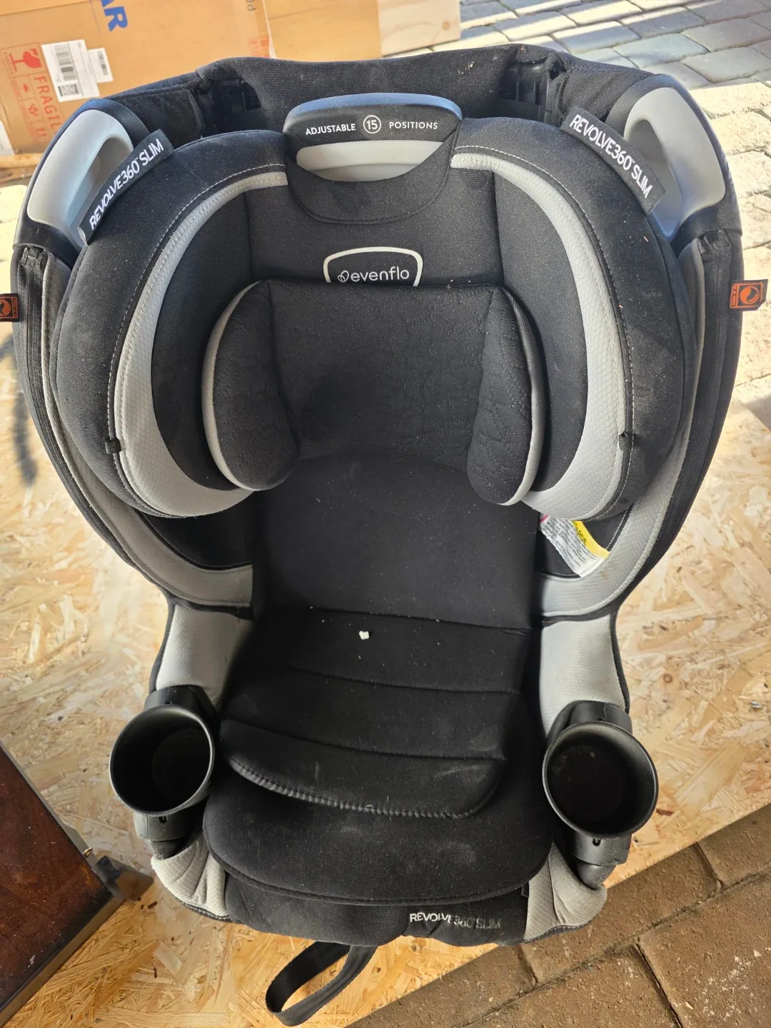 Evenflo Revolve360 Slim Car Seat image indicator(3)