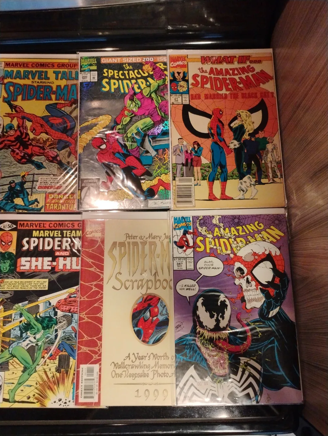 Marvel Spider-Man Comic Book Collection image indicator(3)