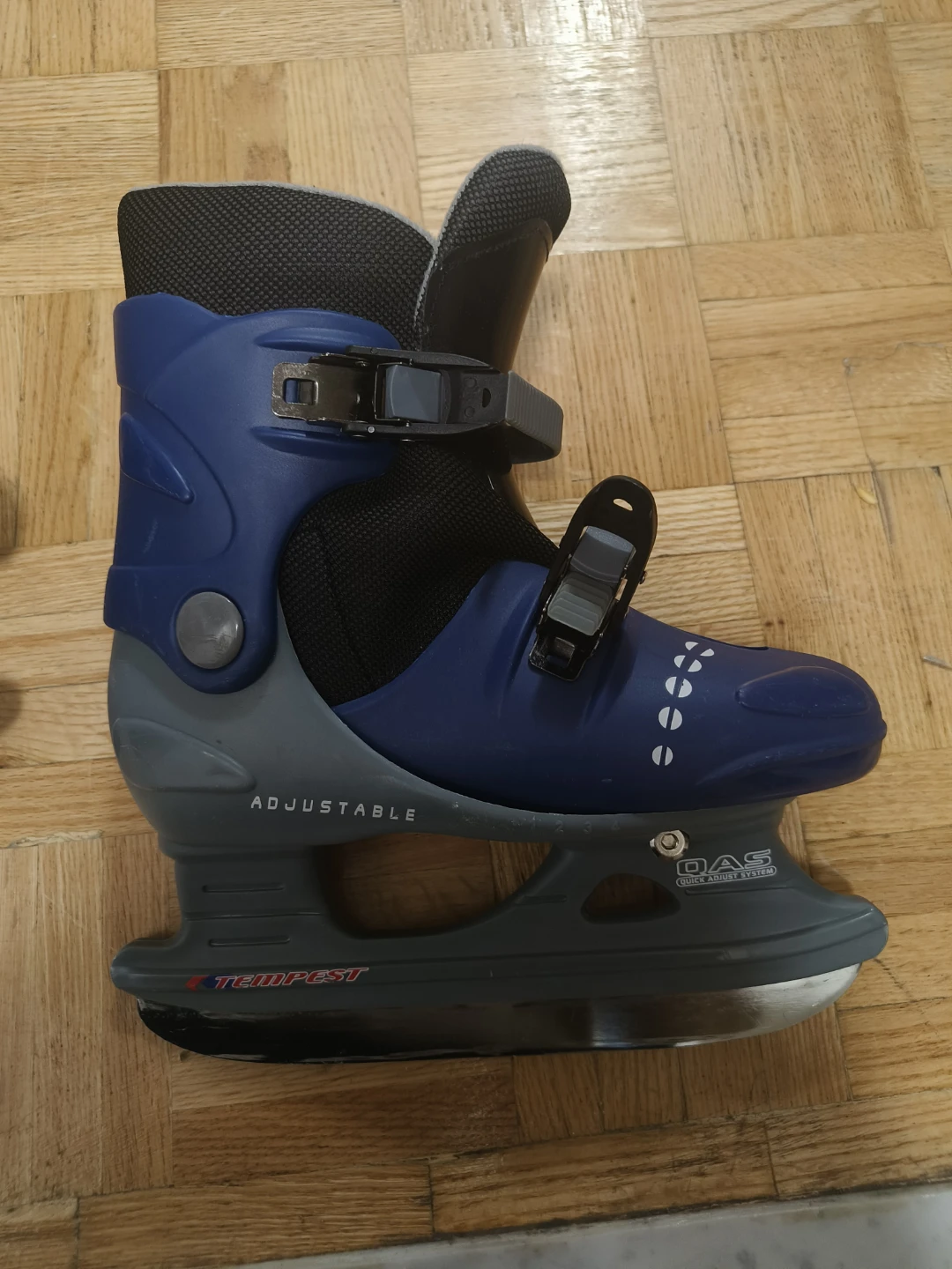 Tempest Adjustable Ice Skates - photo 4