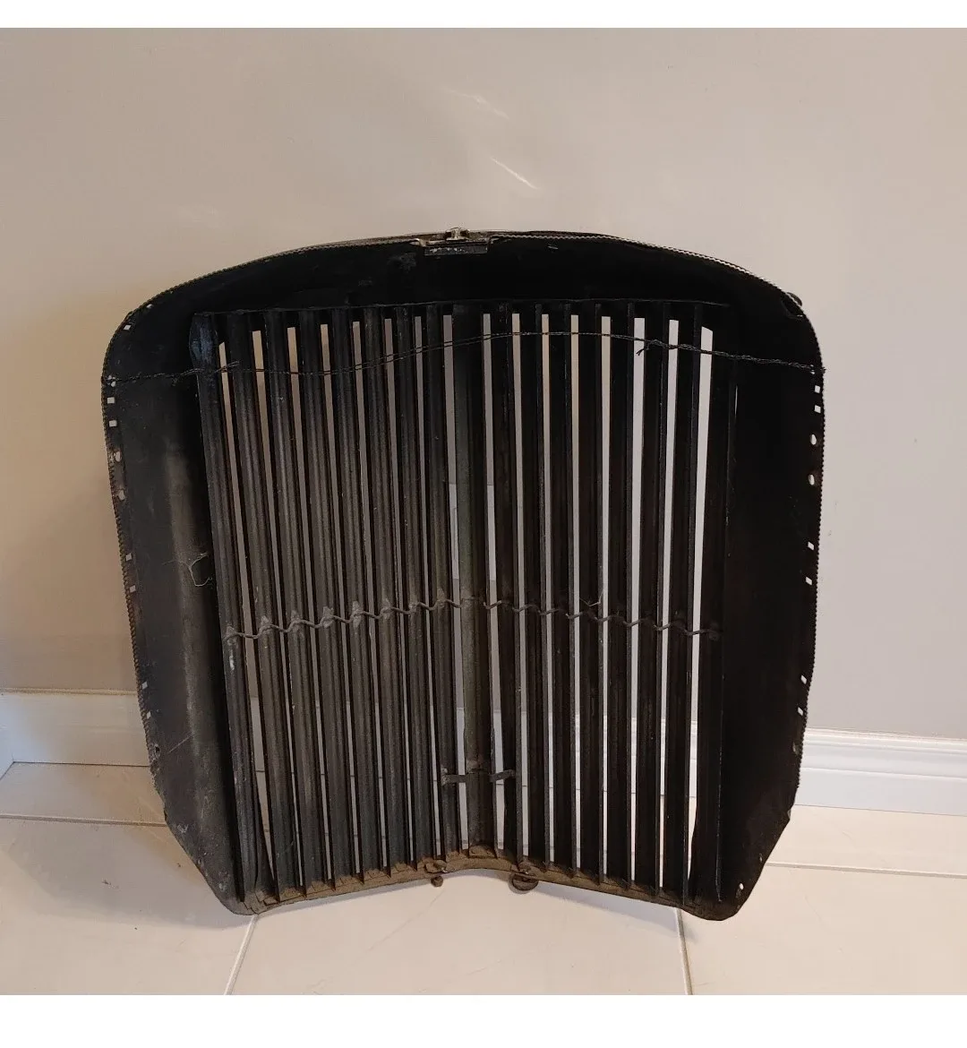 Jaguar 1951 Mark V - 3 1/2 Litre Grille image indicator(6)