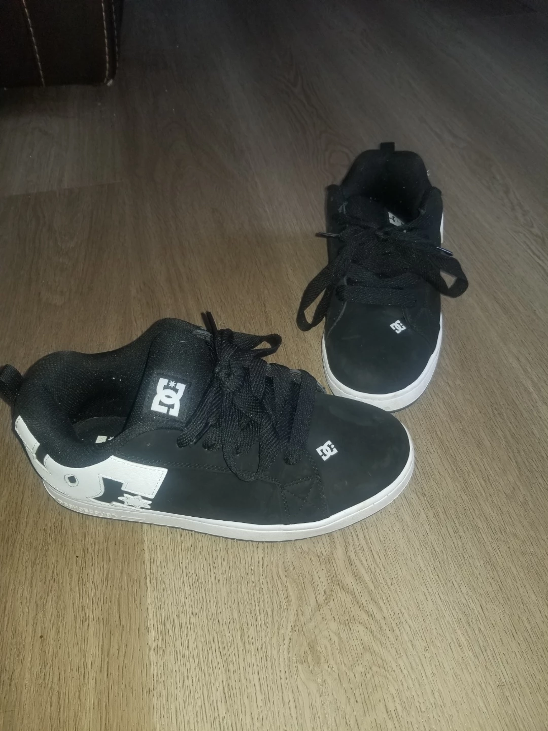 DC Shoes Black & White size 10 - photo 2