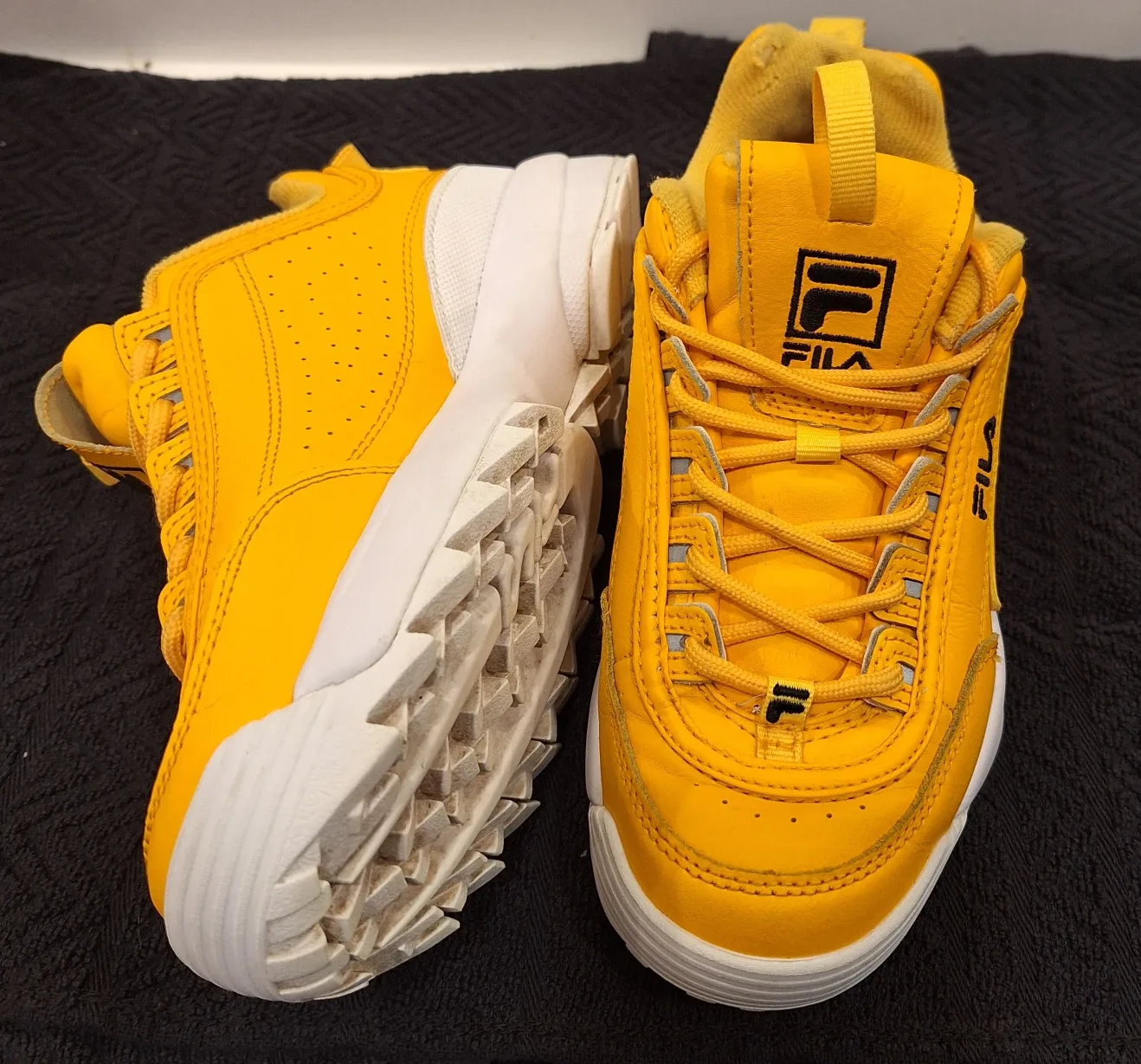 Fila Disruptor Yellow Sneakers image indicator(7)