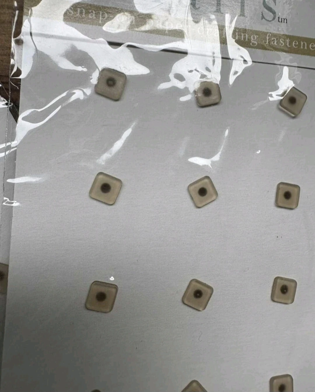 Scrapbook Nails - Snap-on Paper-Crafting Fasteners - photo 3