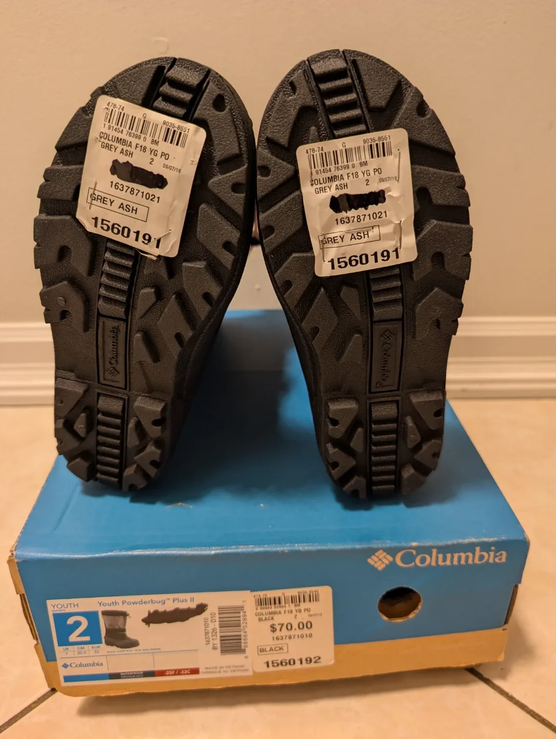 Columbia Youth Powderbug II Boots - Size 2, New in Box! image indicator(5)