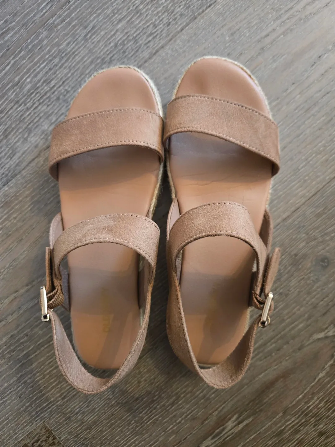 Old Navy Platform Sandals #Cleanout