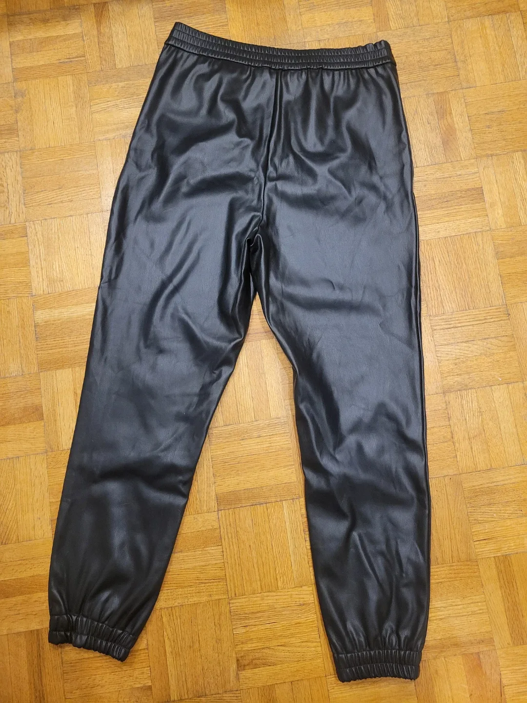 Zara Like leather med Jogger Trousers image indicator(2)
