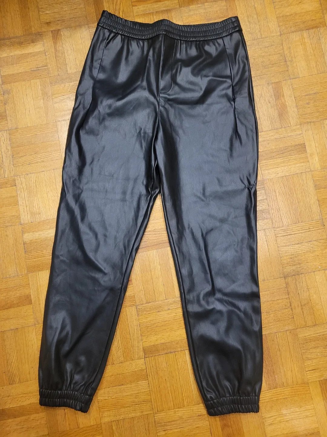 Zara Like leather med Jogger Trousers image indicator(3)