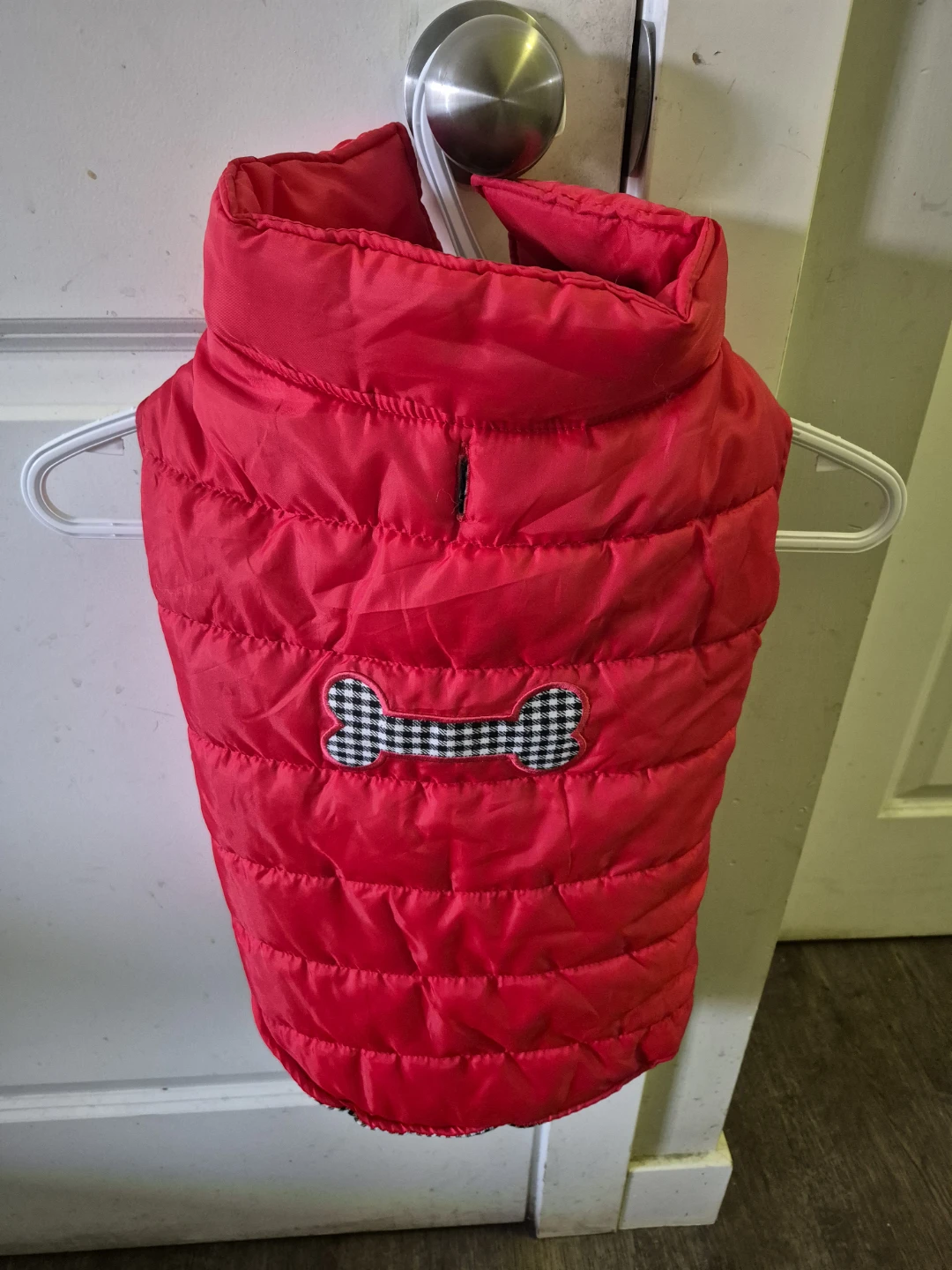 Red Dog Puffer Vest with Bone Detail Size Large - photo 2