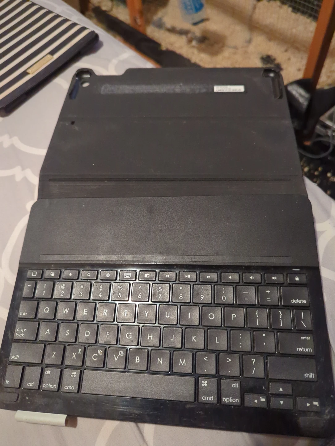 Logitech Keyboard Folio Case - photo 2