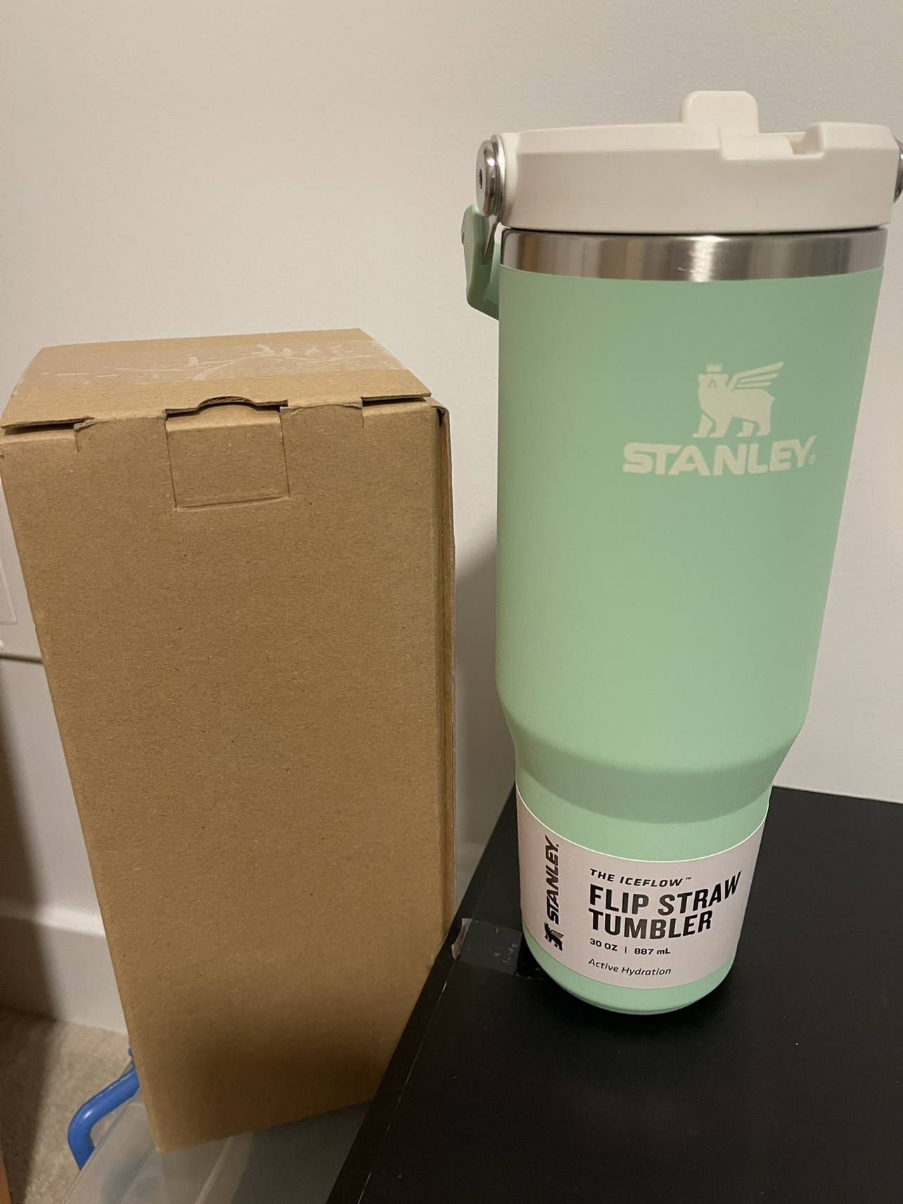 Stanley IceFlow Flip Straw Tumbler, 30 oz, New!