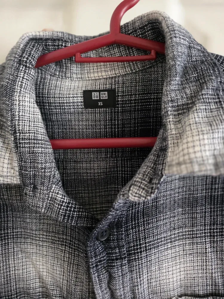 Uniqlo Flannel Shirt - Size XS image indicator(2)