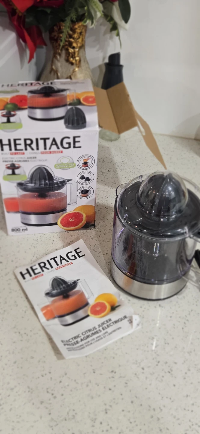 Heritage Electric Citrus Juicer - Like New! - photo 3
