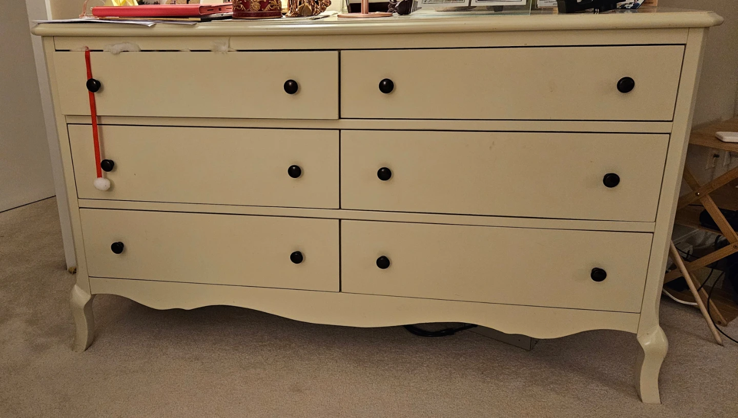 Cream Dresser - 6 Drawers