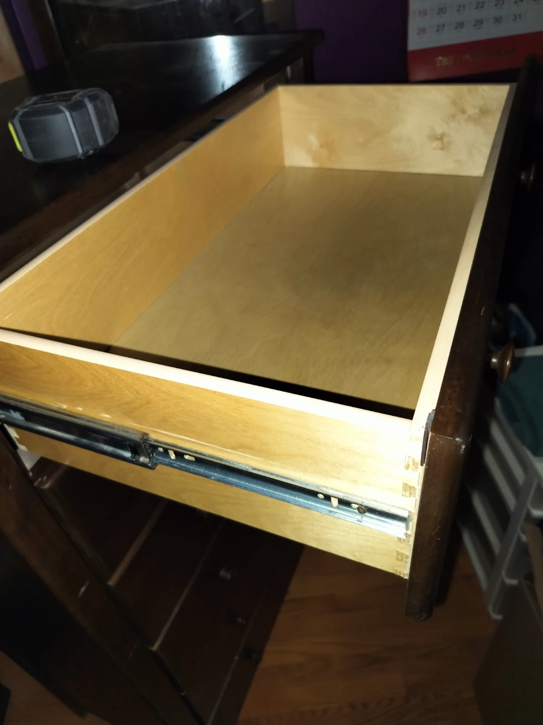 Mahogany Brown Wooden 6-Drawer Dresser - photo 2