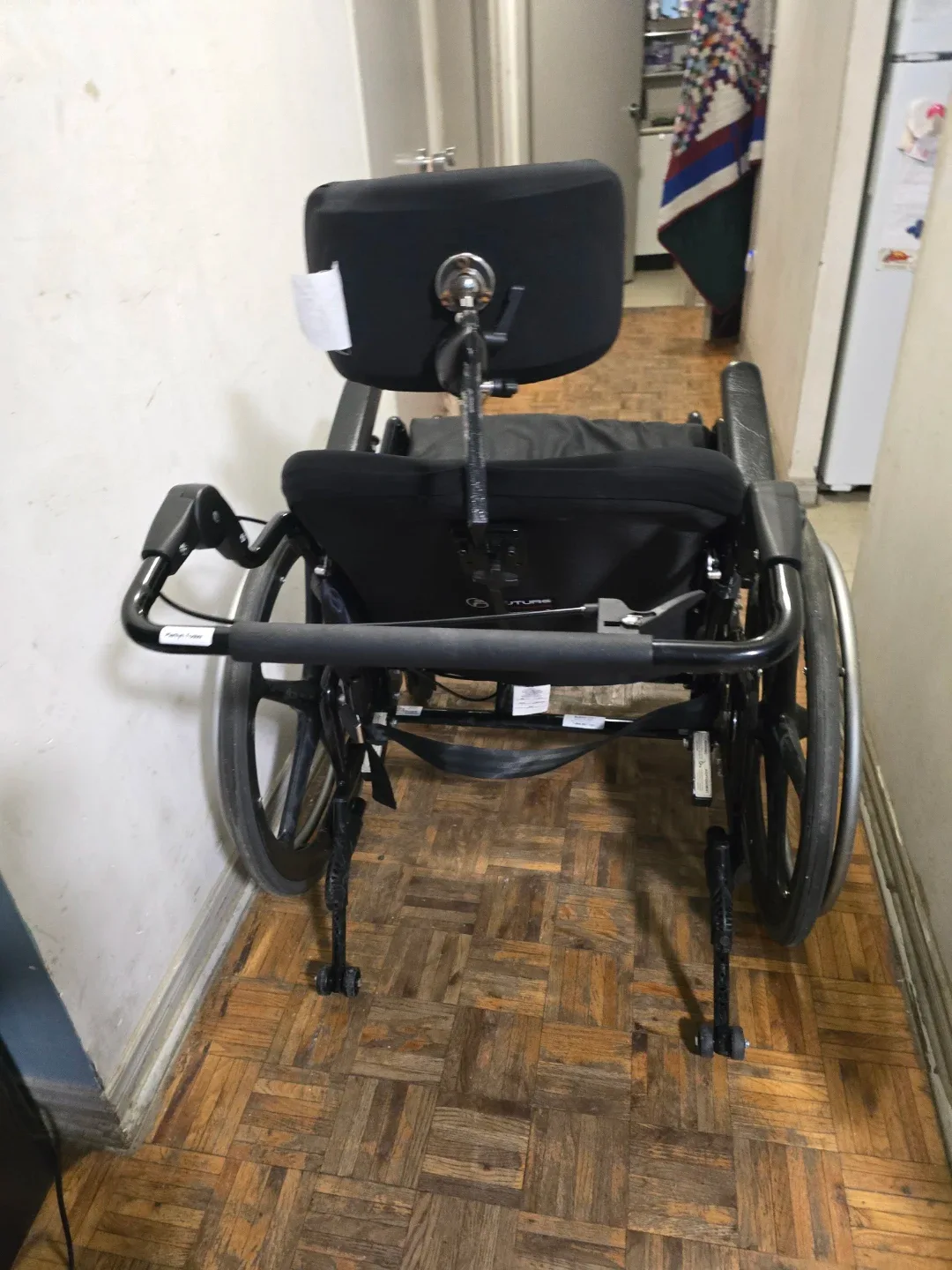 Tiltable Black Wheelchair with Headrest image indicator(2)