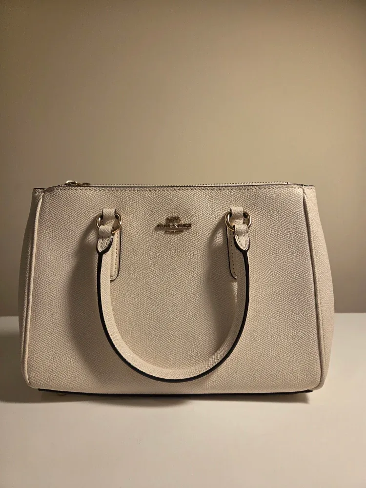 Coach Ivory Hand/Cross body Bag image indicator(3)